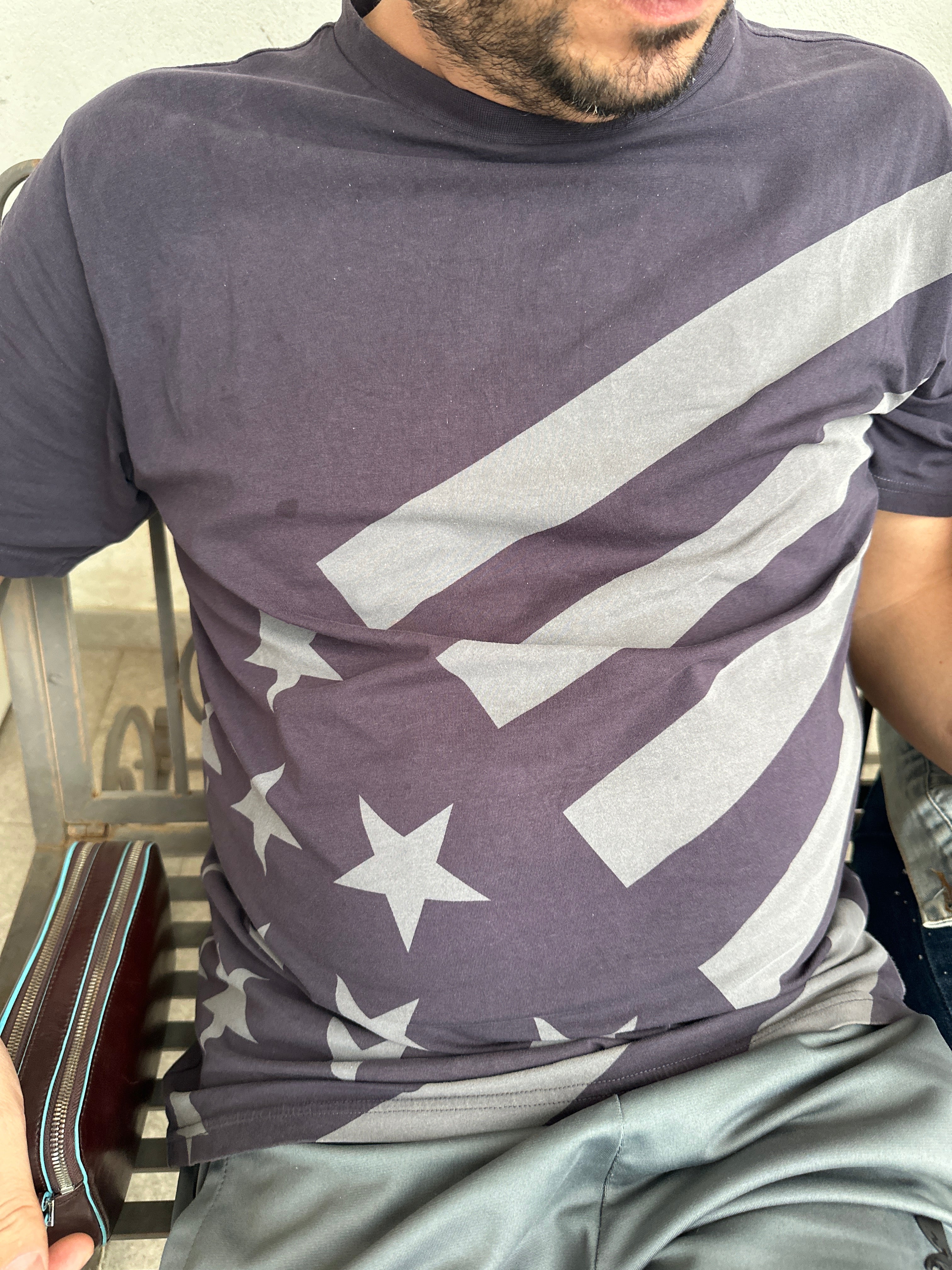 T-shirt da Uomo con Grafica Bandiera Americana Stilizzata