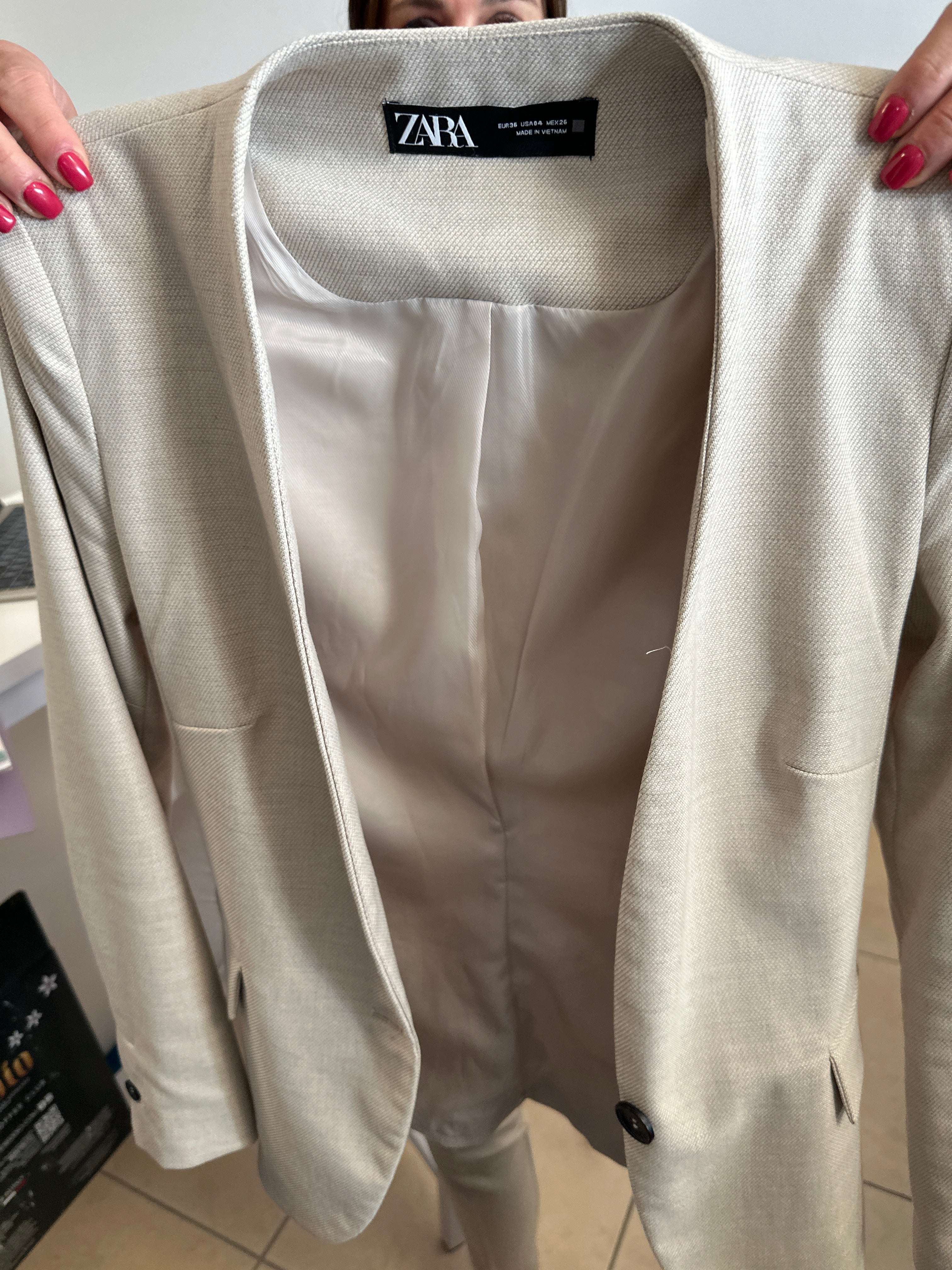 Blazer Strutturato Monopetto ZARA Beige Taglia 36